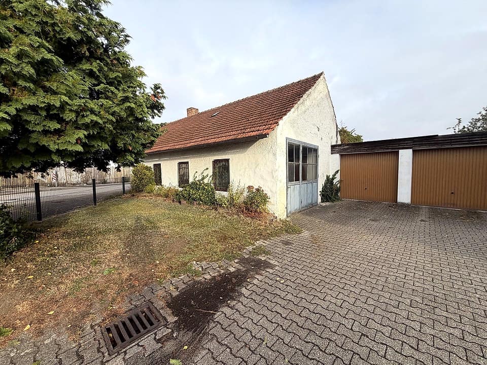 08_Westteil_mit_Nebengebaeude — Einfamilienhaus, 167 m² in Straubing