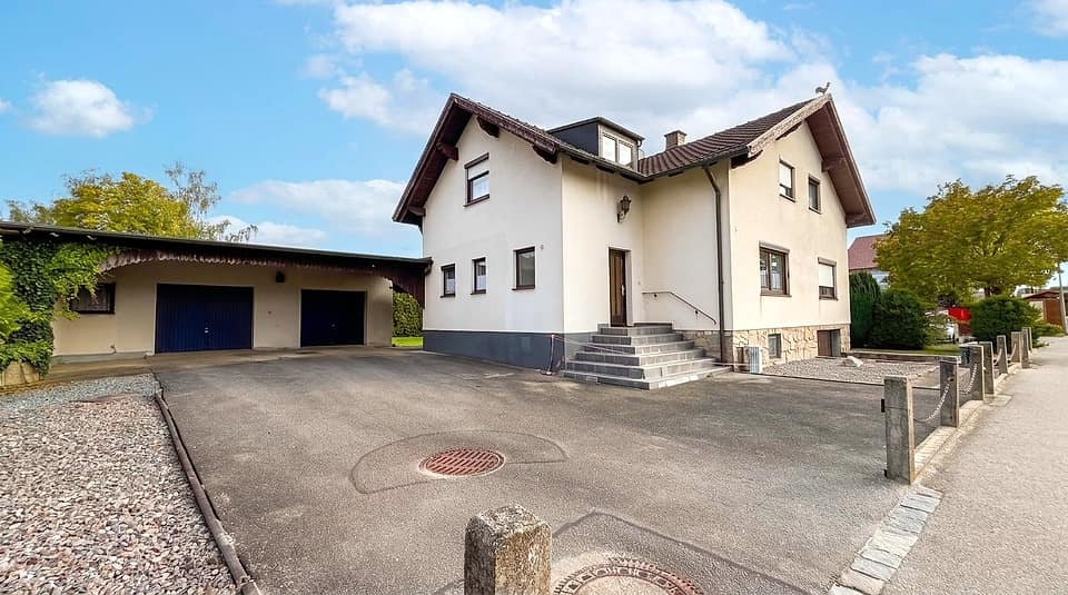 Einfamilienhaus, 137 m² in Aiterhofen: Titelbild