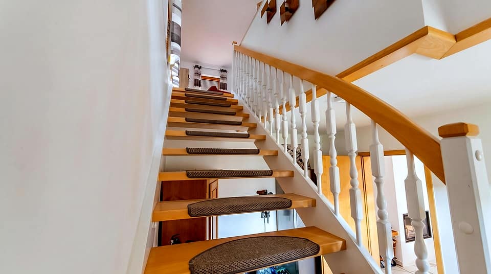 Treppe — Doppelhaushälfte, 140 m² in Straubing