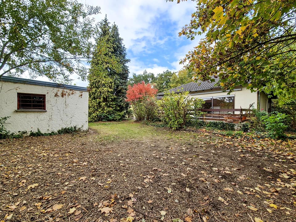 Garten mit Garage — Einfamilienhaus, 145 m² in Atting