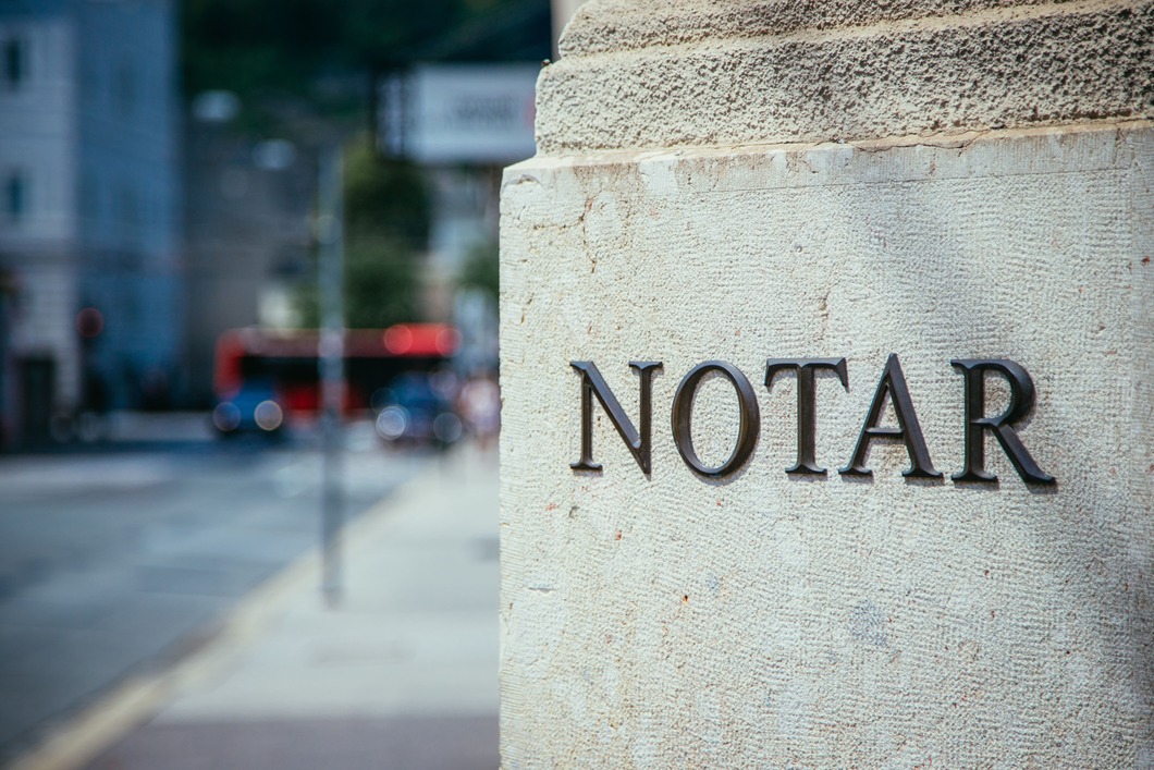 Notar Aufschrift auf der Fassade